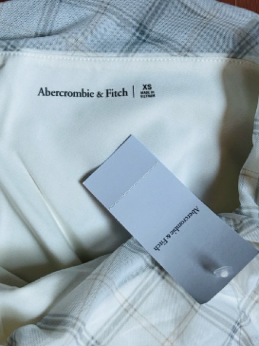 ๐๐ซ Abercrombie Plaid Over Shoulder Cinched Tie Top XS NWT - Picture 10 of 14